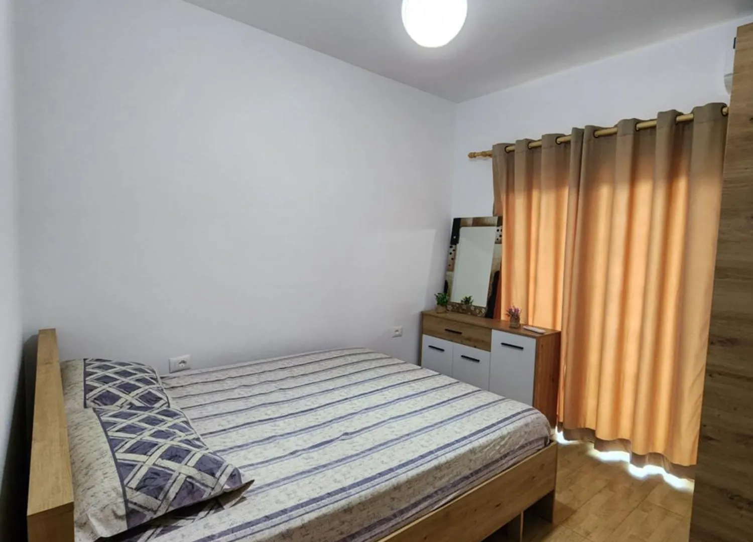 Eni & Kei Seaside Retreat Apartment Sarande